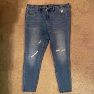 Cute Mid-Rise Jeggings